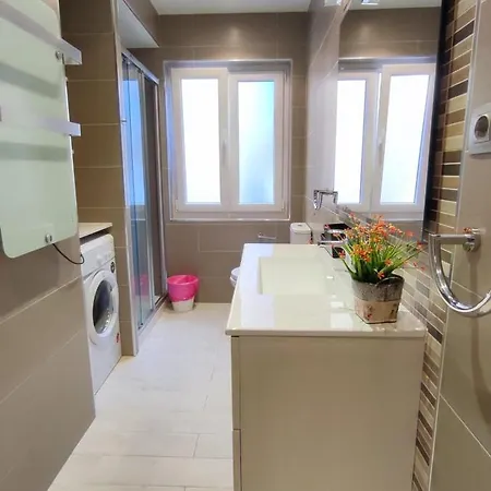 アパート 147a La Arena 3 By R2r Consulting